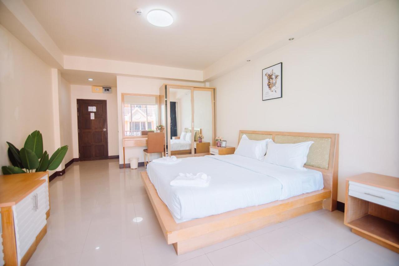 Patong Beach Side Hotel Kültér fotó