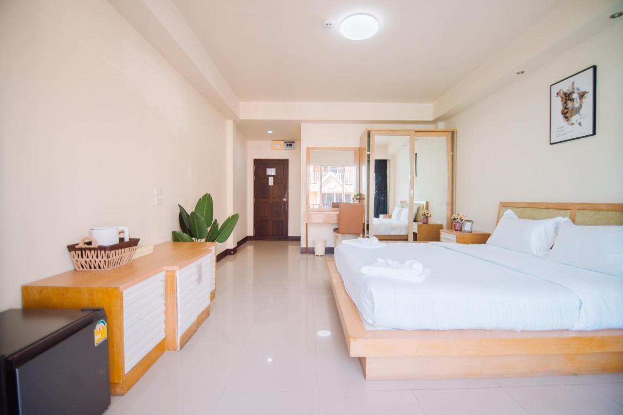 Patong Beach Side Hotel Kültér fotó