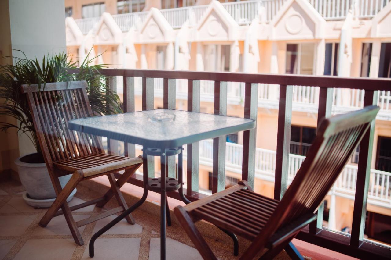Patong Beach Side Hotel Kültér fotó